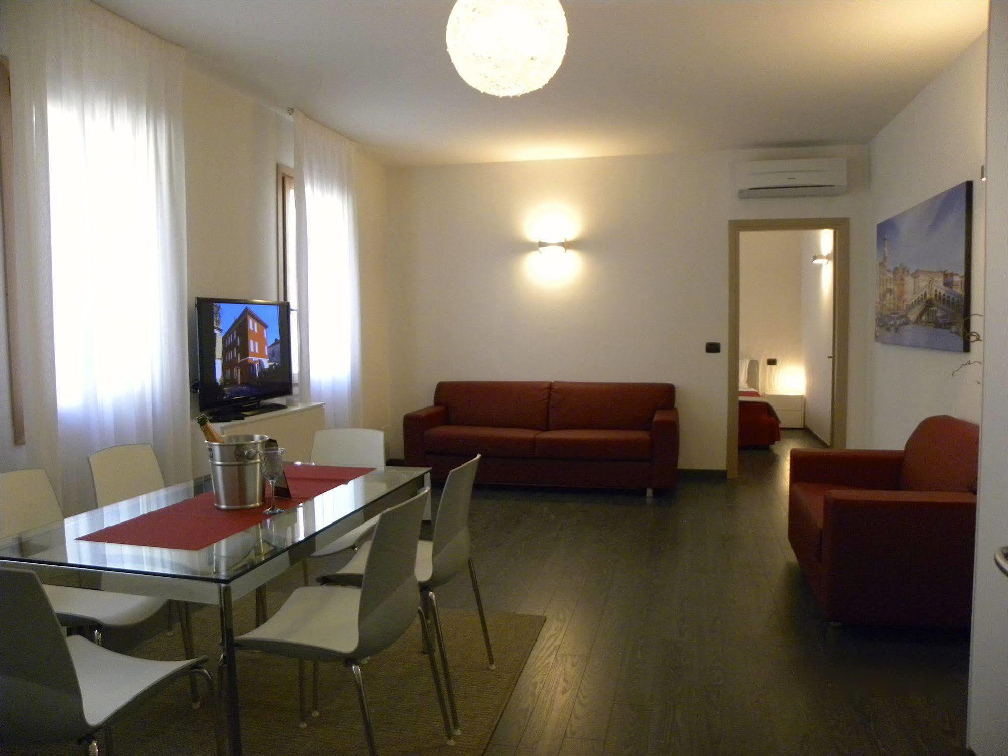 Venice Apartments Dante Mestre Eksteriør billede