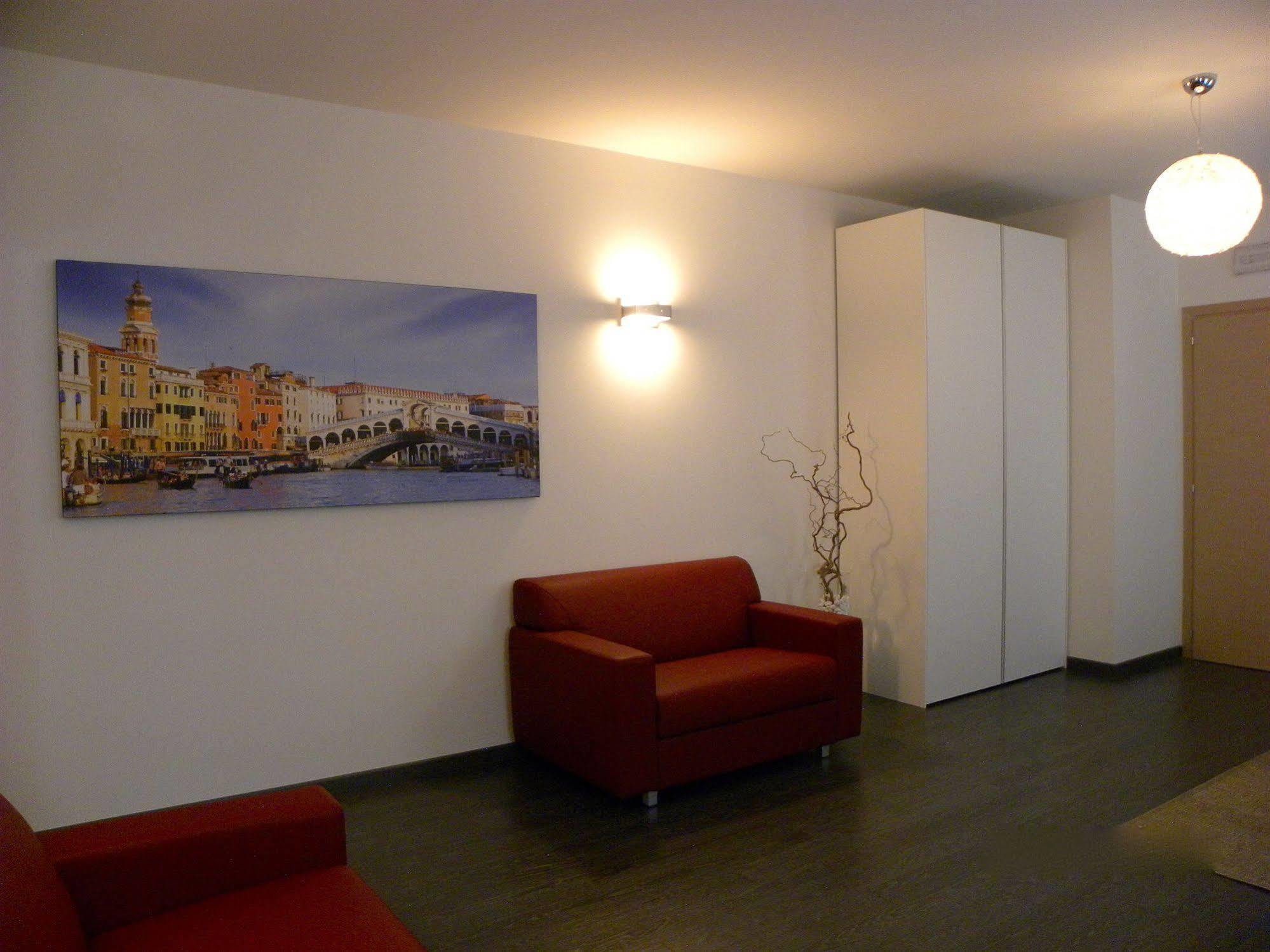 Venice Apartments Dante Mestre Eksteriør billede